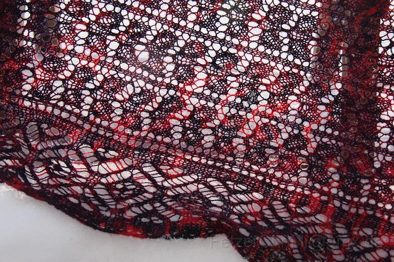 AlpineKnitScarf (3).JPG - Aus Malabrigo Yarn Lace